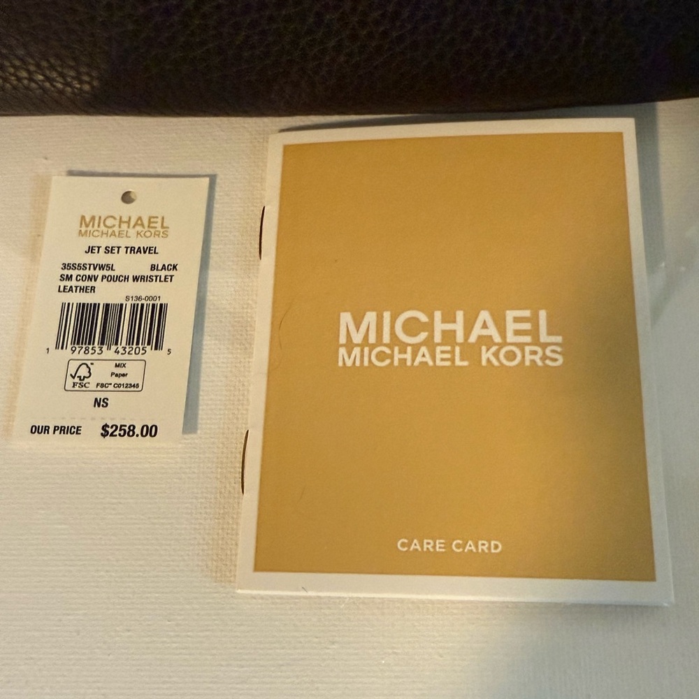 Michael Kors Jet Set Small Pebbled Leather Convertible Wristlet Bag Black NWT - Picture 4 of 13
